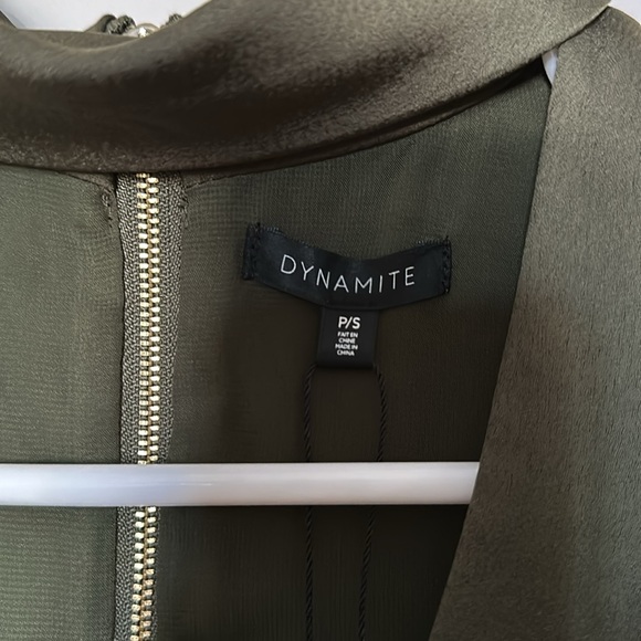 NWT - Dynamite sleeveless halter khaki blouse - Picture 2 of 6